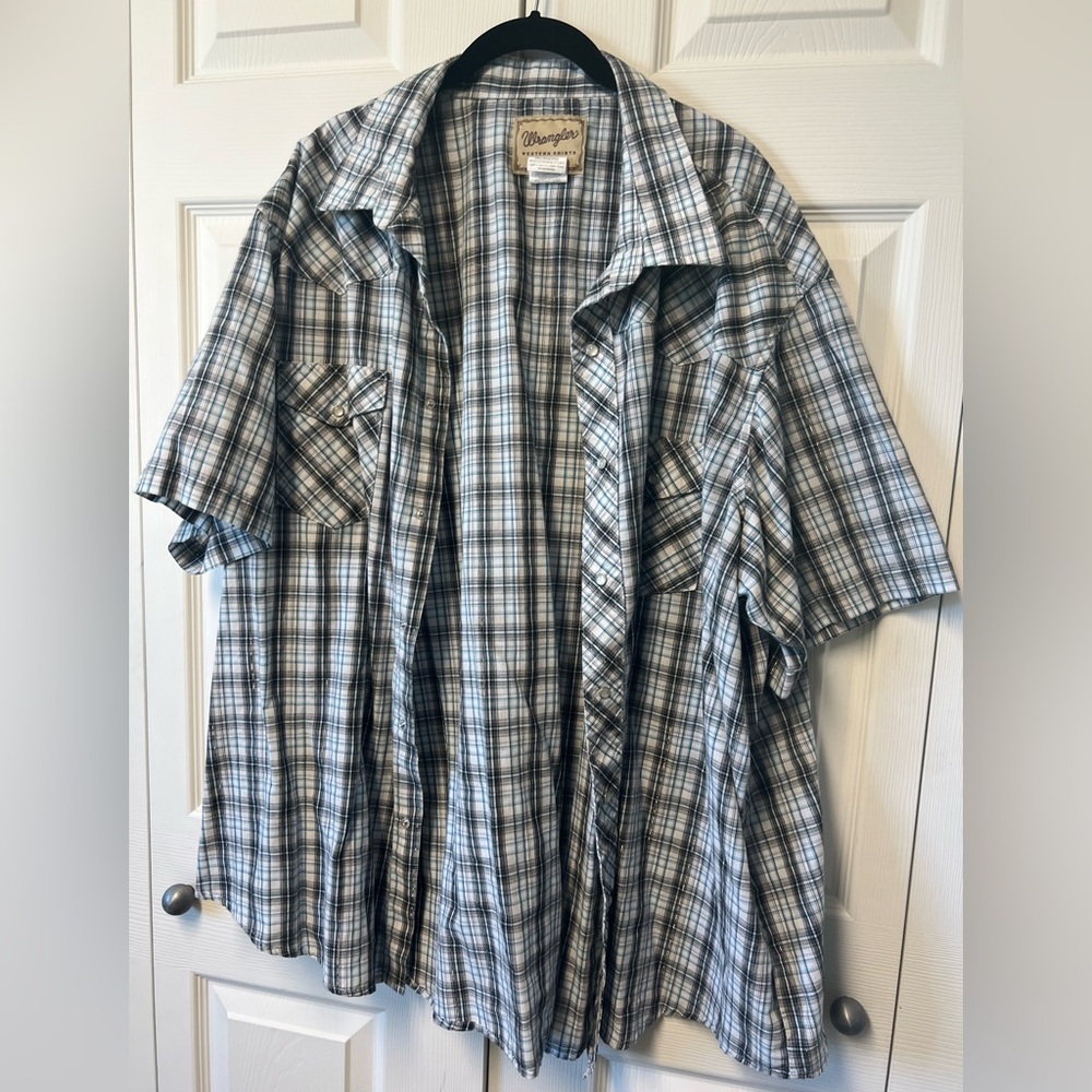 Wrangler Western Shirt - Black and Blue Checkered with a shimmer